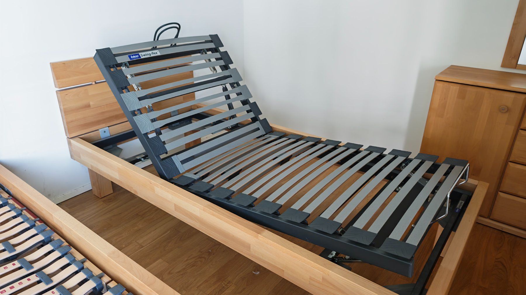 Bico Lattenroste: Bett mit Bico Swing-Flex Lattenrost – Gebraucht aus Berikon von Kudi56