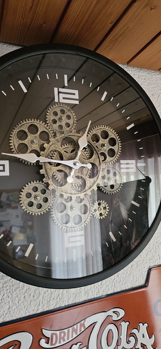 Uhren: Uhr/Wanduhr/Zeit – Gebraucht aus Gasel von jas_9vzt 2