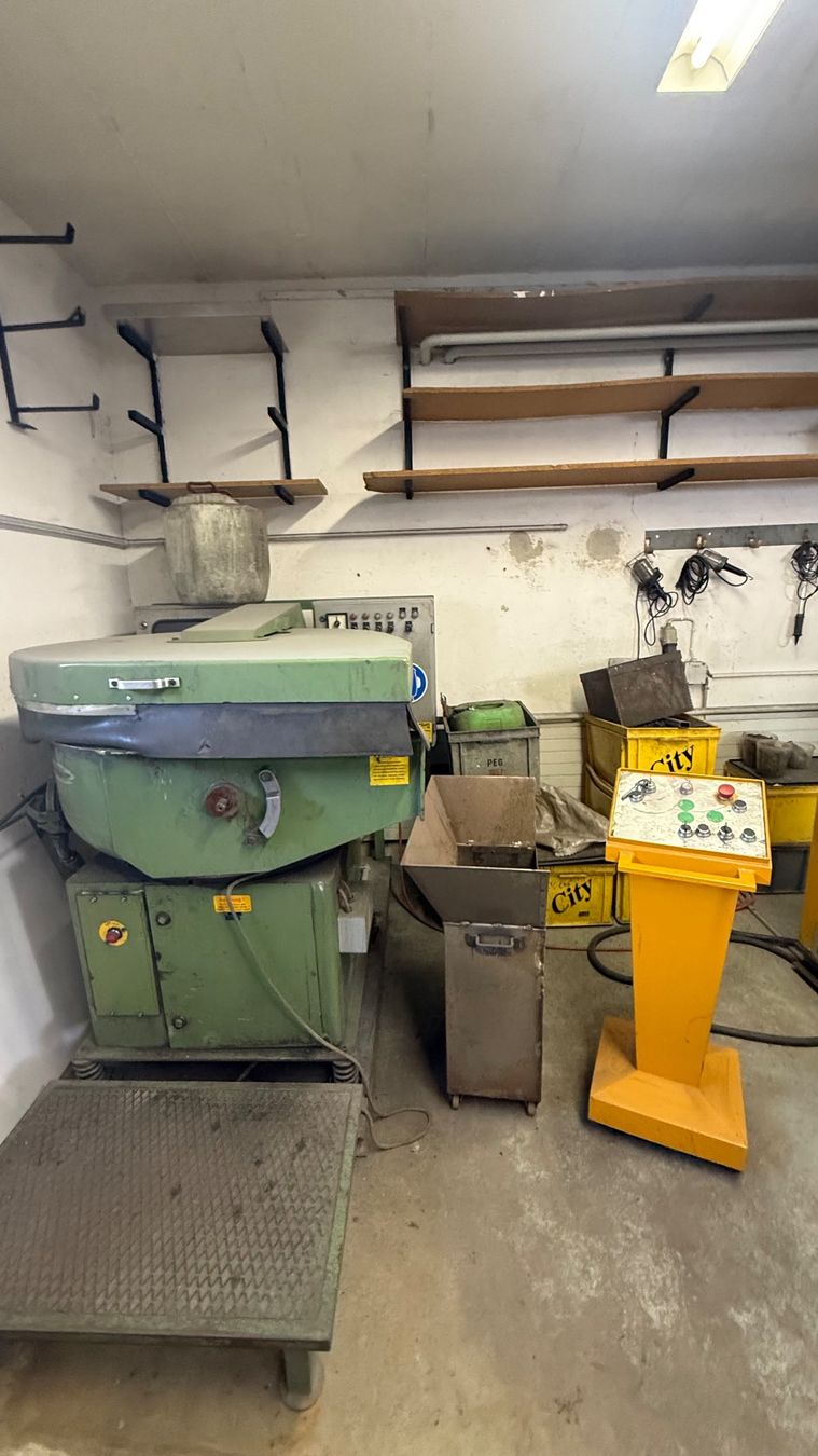 Walther Trowal Toutes les machines: WALTHER TROWAL – D'occasion à Aedermannsdorf par sam_9kng 3