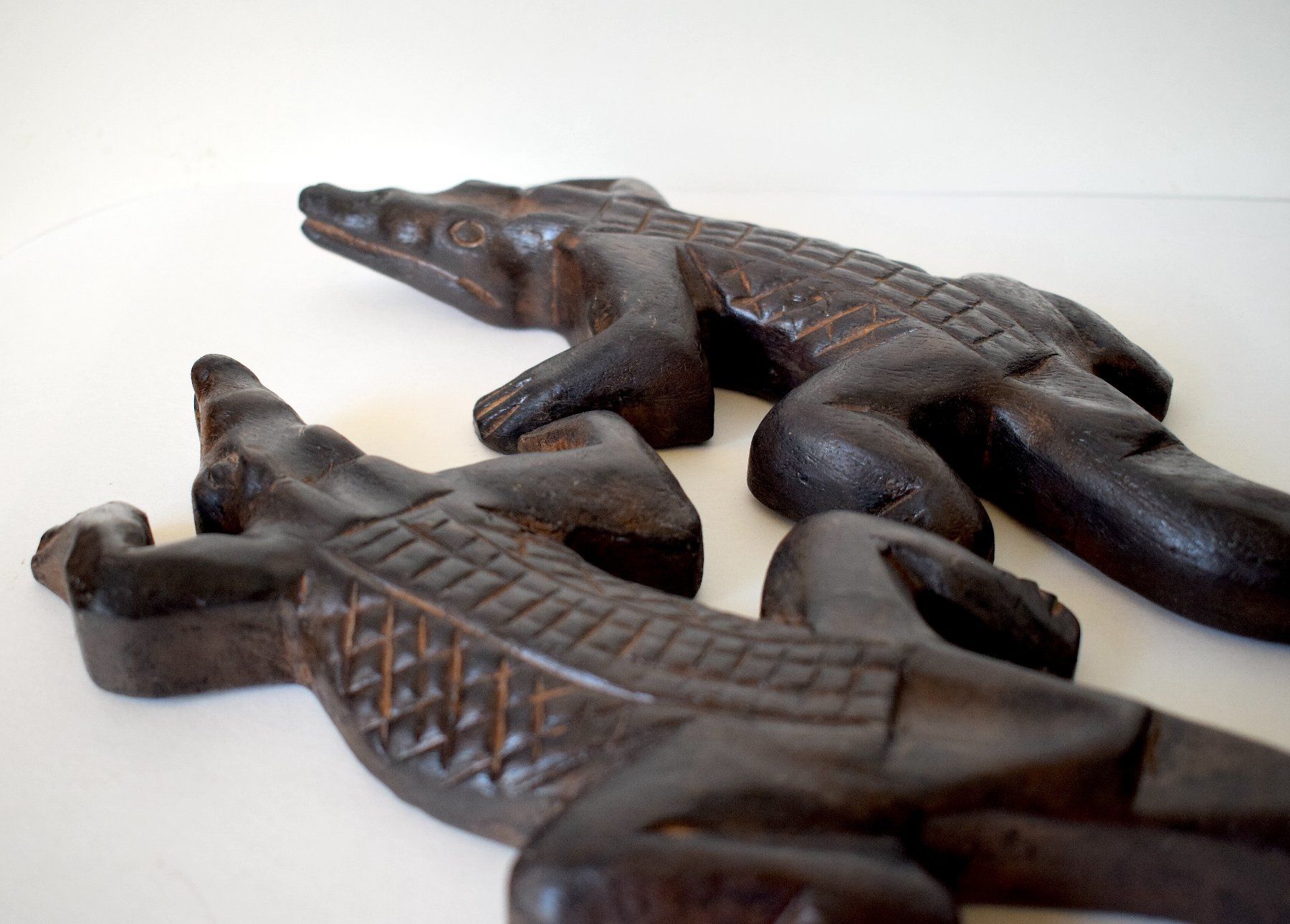 Statuette: TOP Gr. Krokodile Holz Tierfigur gross – Usato da Dulliken venduto da ichwettichhett 8