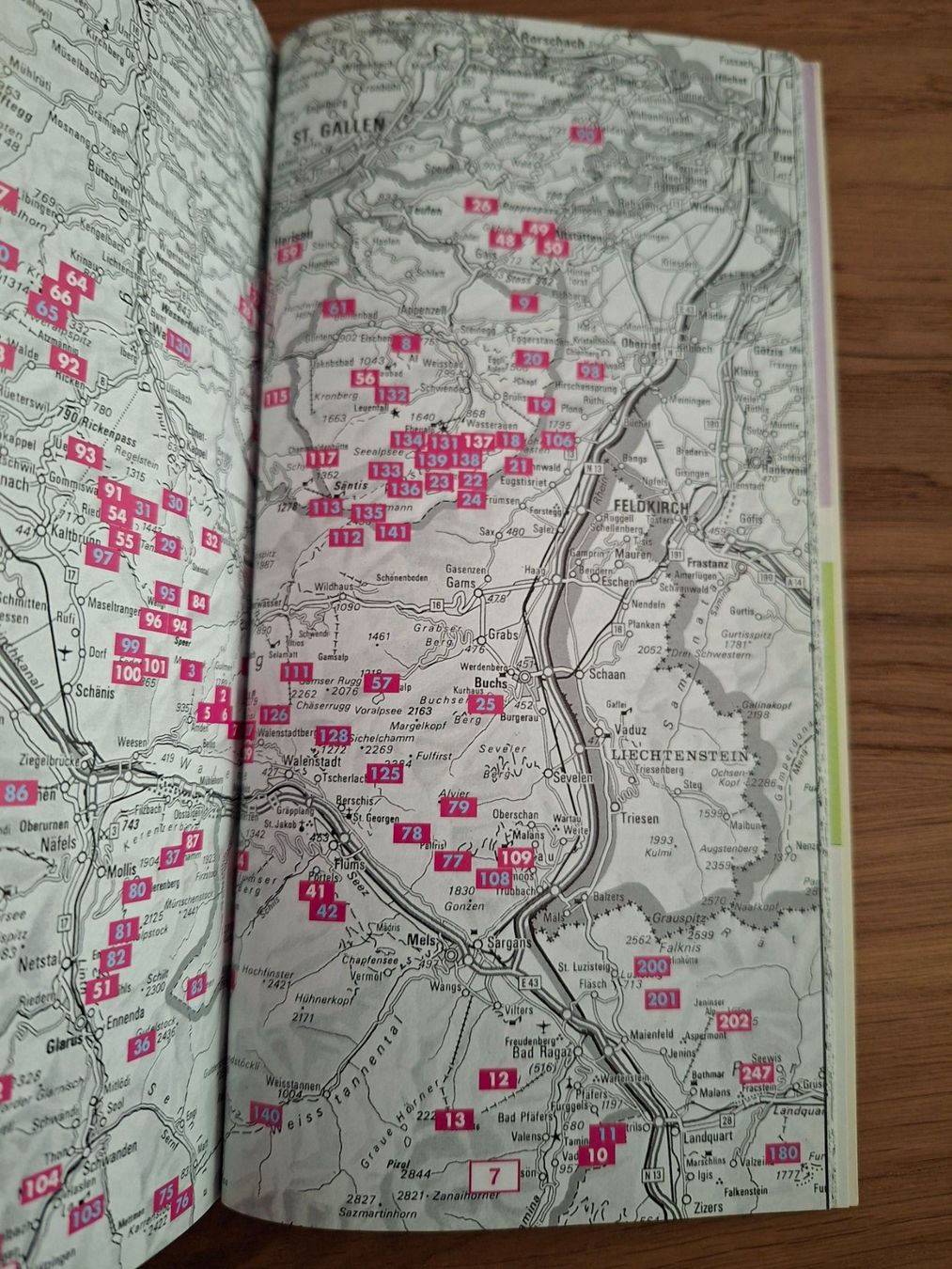 Bücher: Buch: Berg-Beizli-Führer 2005/2006 – Gebraucht aus Hinterkappelen von 1399 6
