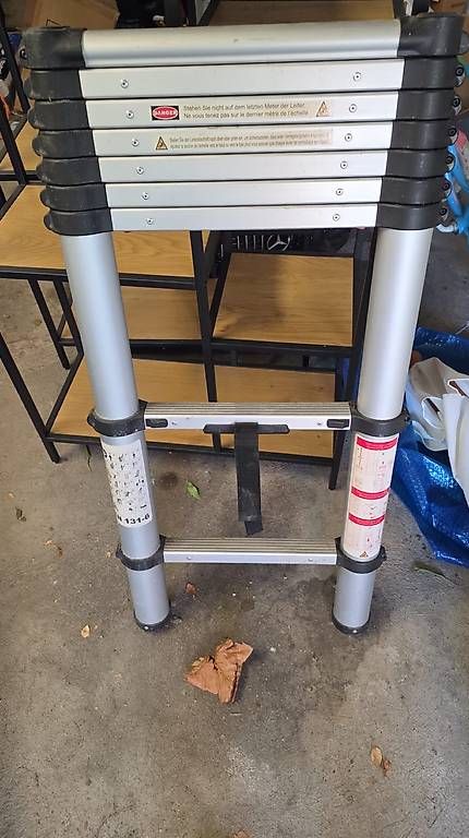 Scale: Teleskopleiter-Aluminium – Usato da Olten venduto da lyez