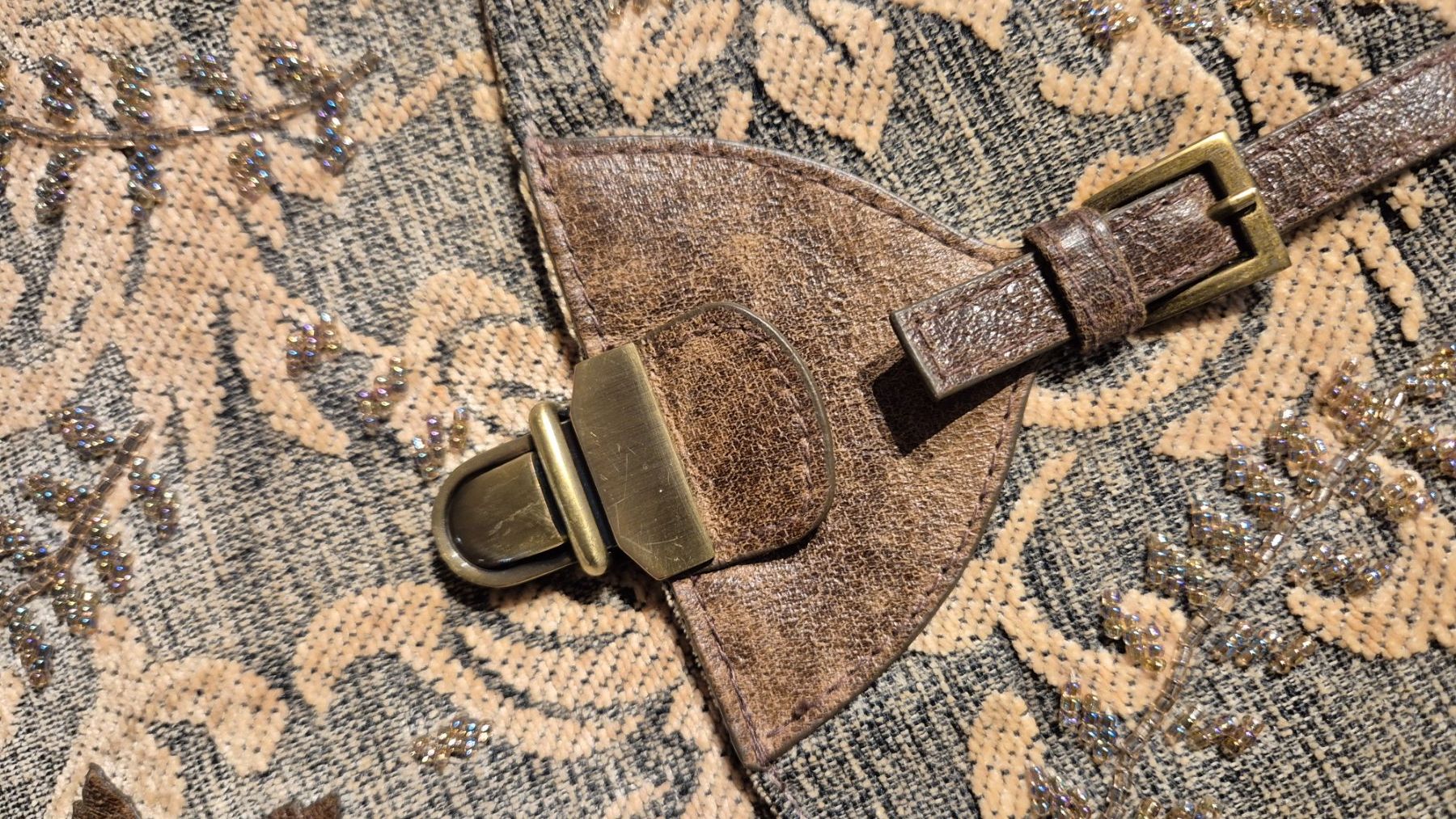 Borse da donna: Schultertasche Anna Cecere – Usato da Schönenbuch venduto da Rasmo 5