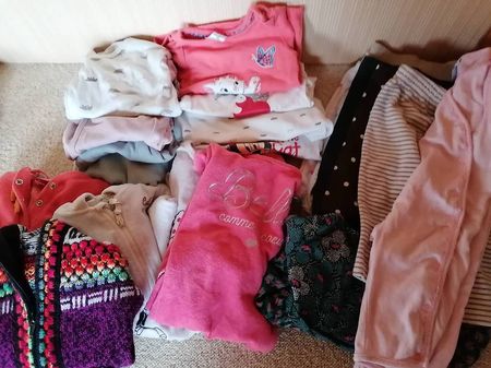 Lot habit fille taille 74