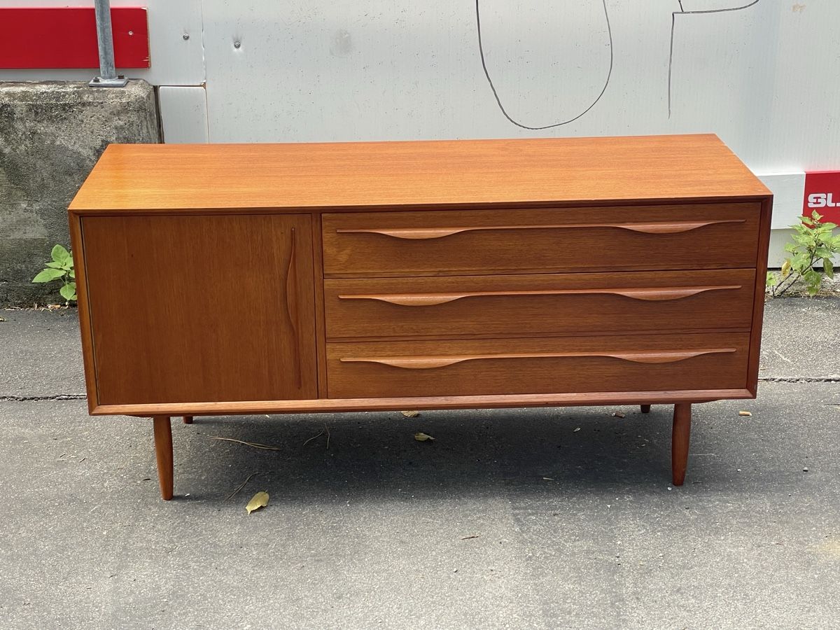 Commodes: Vintage kommode/sideboard mit 1 türe & 3 schubladen – D'occasion à Zürich par Vintage-1993