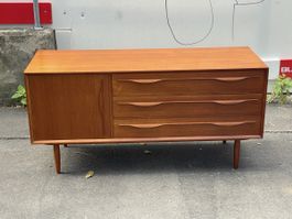 Vintage kommode/sideboard mit 1 türe & 3 schubladen