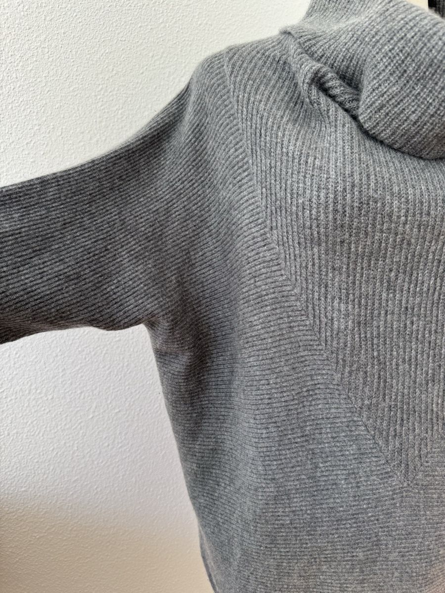 Hemisphere Maglioni & Felpe: Pull oversize col roulé Hemisphere 100% cachemire gris – Nuovo (secondo la descrizione) da Morges venduto da sandy069 2