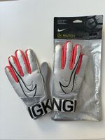 Youth Goal Keeper Football Gloves - Size 7 Nike