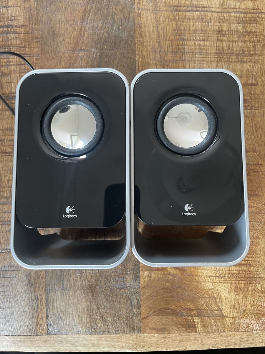 Logitech Lautsprecher: Logitech LS21 Lautsprecher-Set mit Subwoofer gebraucht – Gebraucht aus Sevelen von L-Manuel-0 3