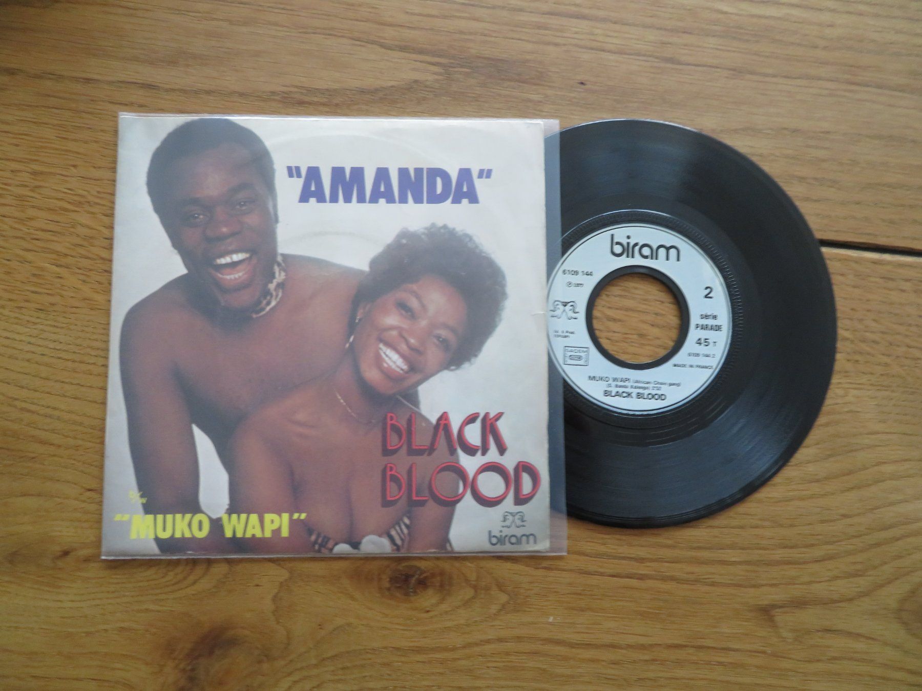 Dischi in vinile: Black Blood - Amanda / Muko Wapi - Seltene Single! Top! – Nuovo (secondo la descrizione) da Zürich venduto da max_cp5f