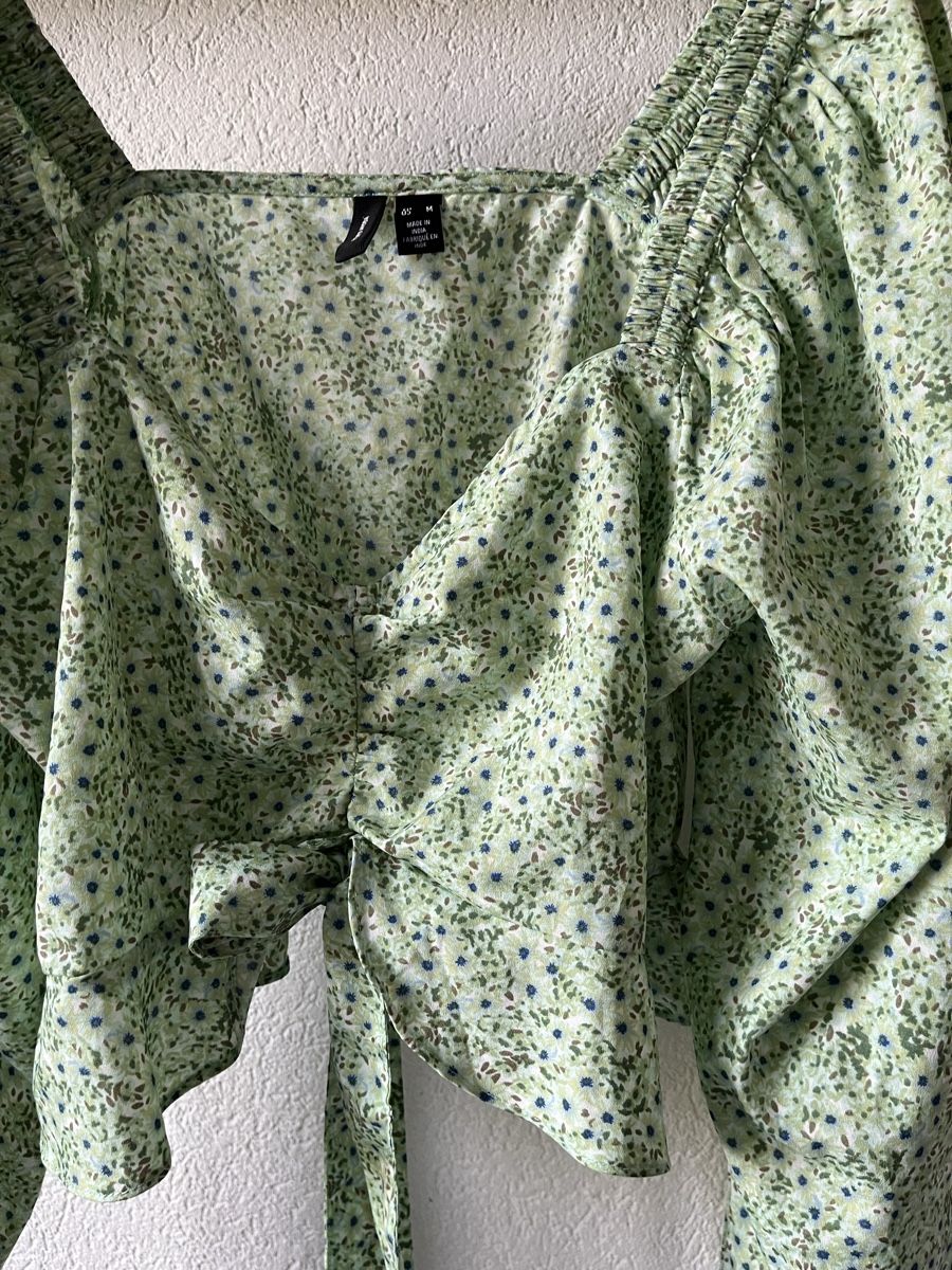 Vero Moda Camicette: Chemisier fleuri L 🪷 – Nuovo (secondo la descrizione) da Bramois venduto da cyr_sb8d 1