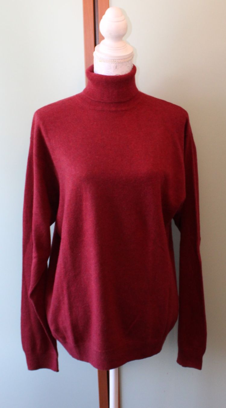 Maglioni & Felpe: Kaschmirpullover von *LIBERTY* – Usato da Schaan venduto da antikes_und_kurioses