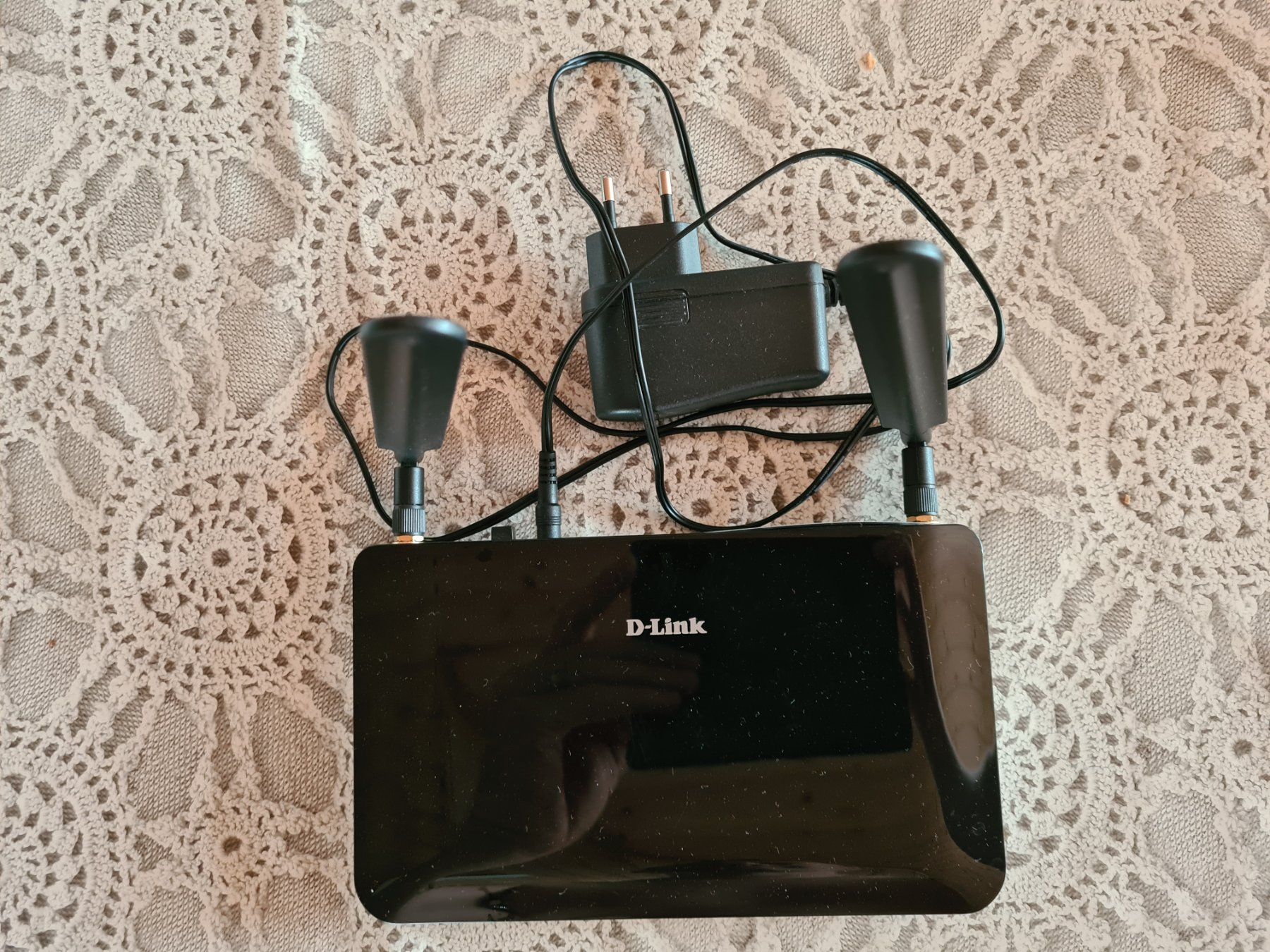 Dlink Modems & Router: D-Link 4G-LTE-Router DWR-921 – Gebraucht aus Lütisburg-Station von Lukashuser