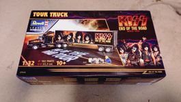 Revell Kiss End of the Road World Tour Truck