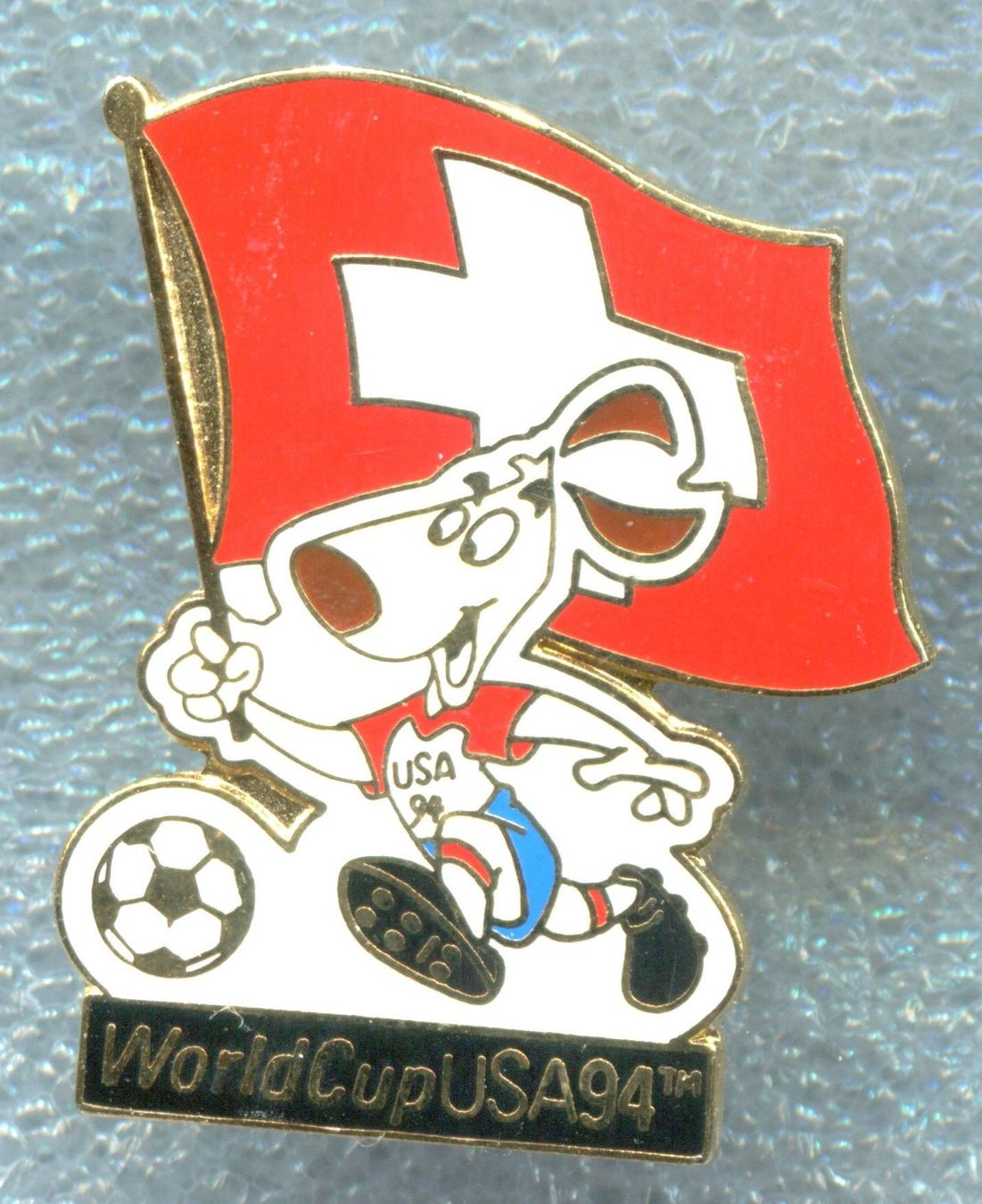 Fifa Plaketten & Abzeichen: FIFA  USA WM '94  Maskottchen  – Gebraucht aus Winterthur von Sammleroase