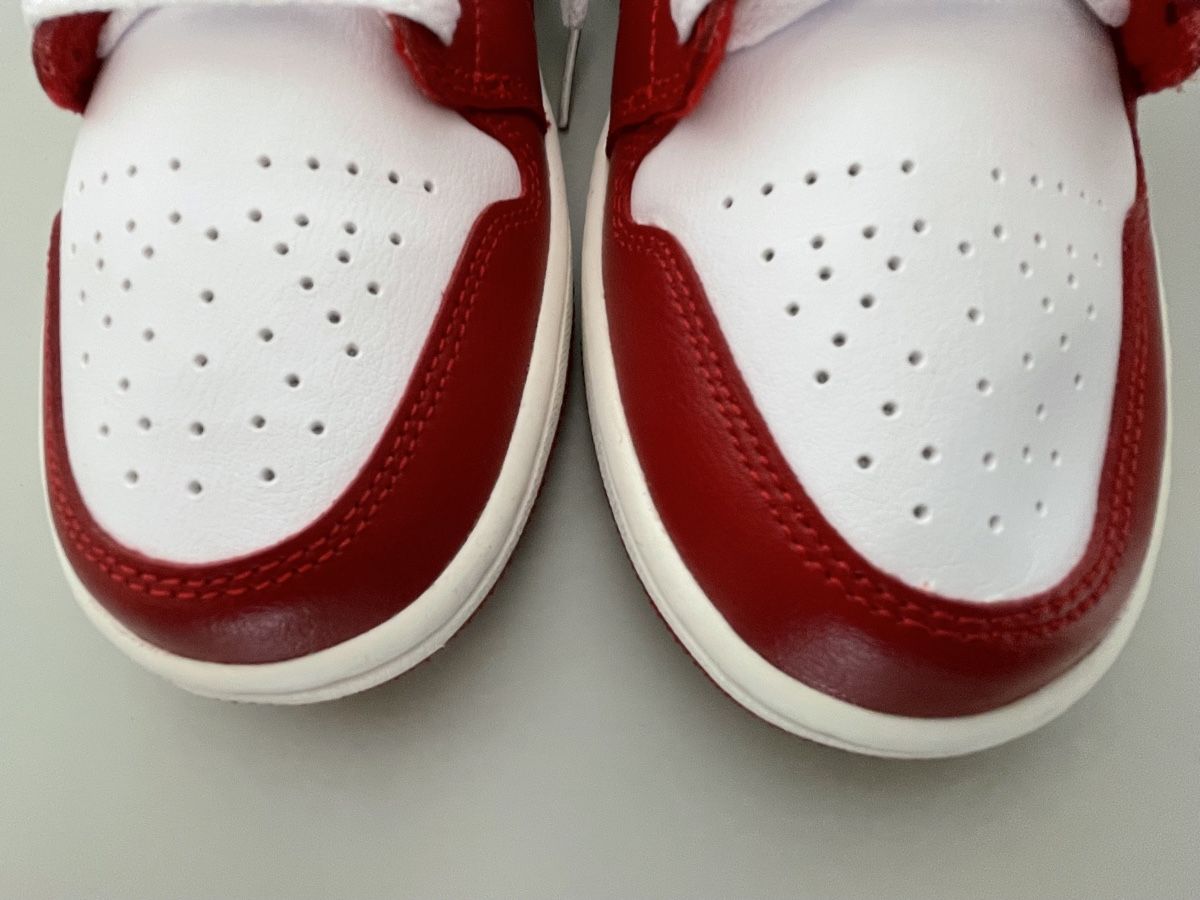 Jordan Herrenschuhe: Air Jordan 1 Low Rouge/Blanc Pointure 38 NEUVES – Neu und originalverpackt aus Vuadens von Nina11 3