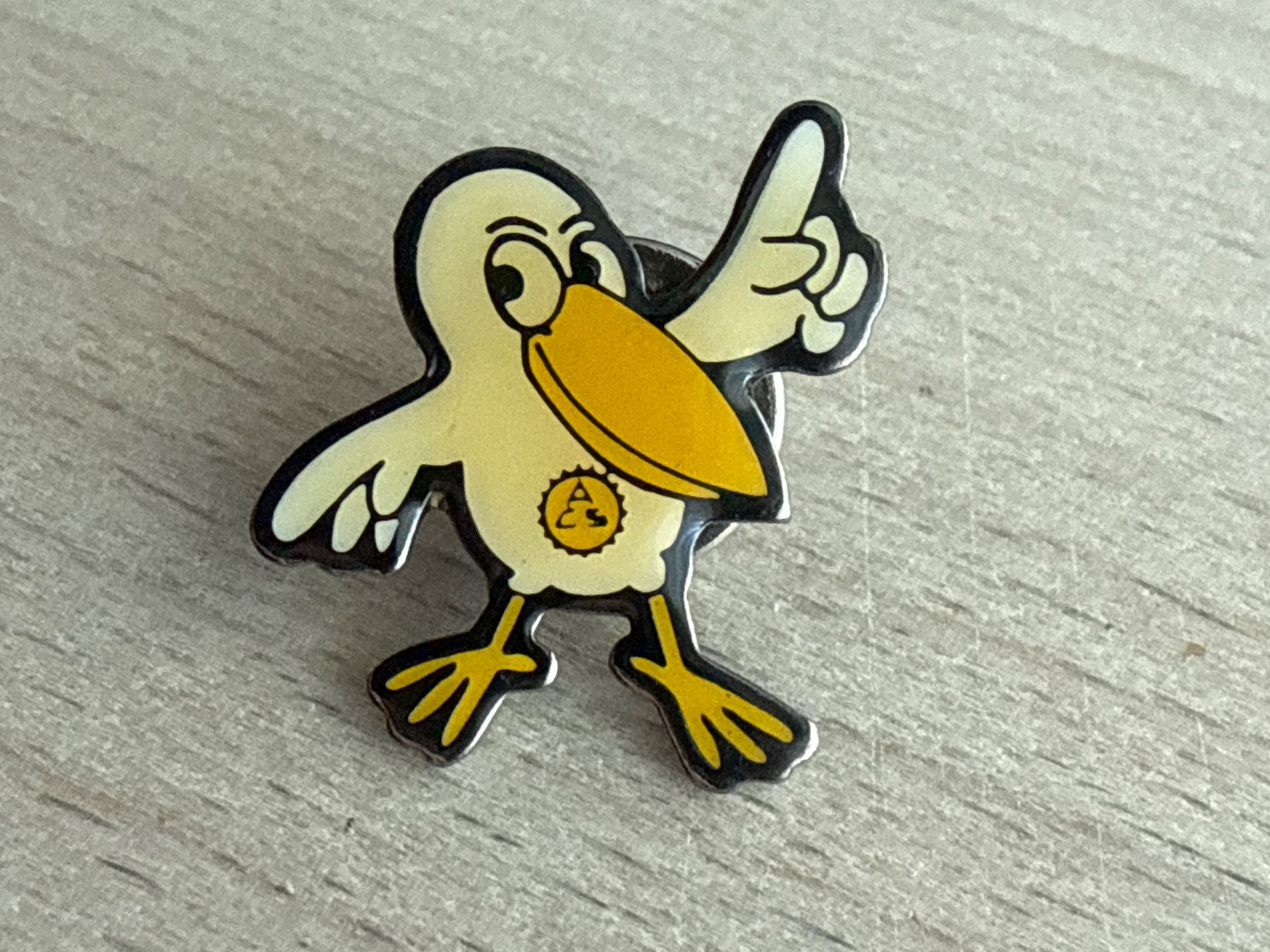 Placchette & Badge: Pin Vogel – Usato da Glattbrugg venduto da Schweigmatt