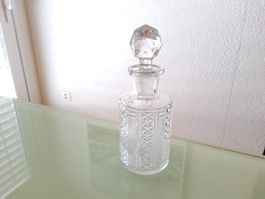 Ancien flacon à parfum en cristal
