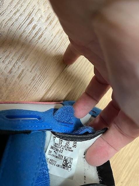 Chaussures garçon: Turnschuh von Puma Gr. 33 – D'occasion à Pfäffikon Sz par alar 3