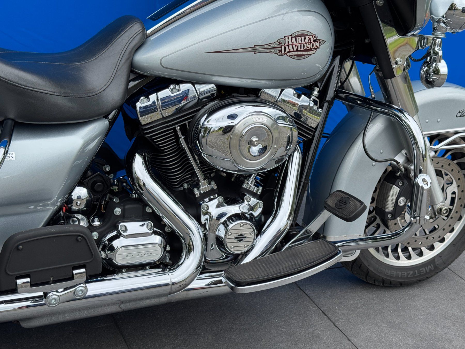 Harley-Davidson Touring: HARLEY-DAVIDSON FLHTC Electra Glide 103 – Gebraucht aus Escholzmatt von Wikinger11 4