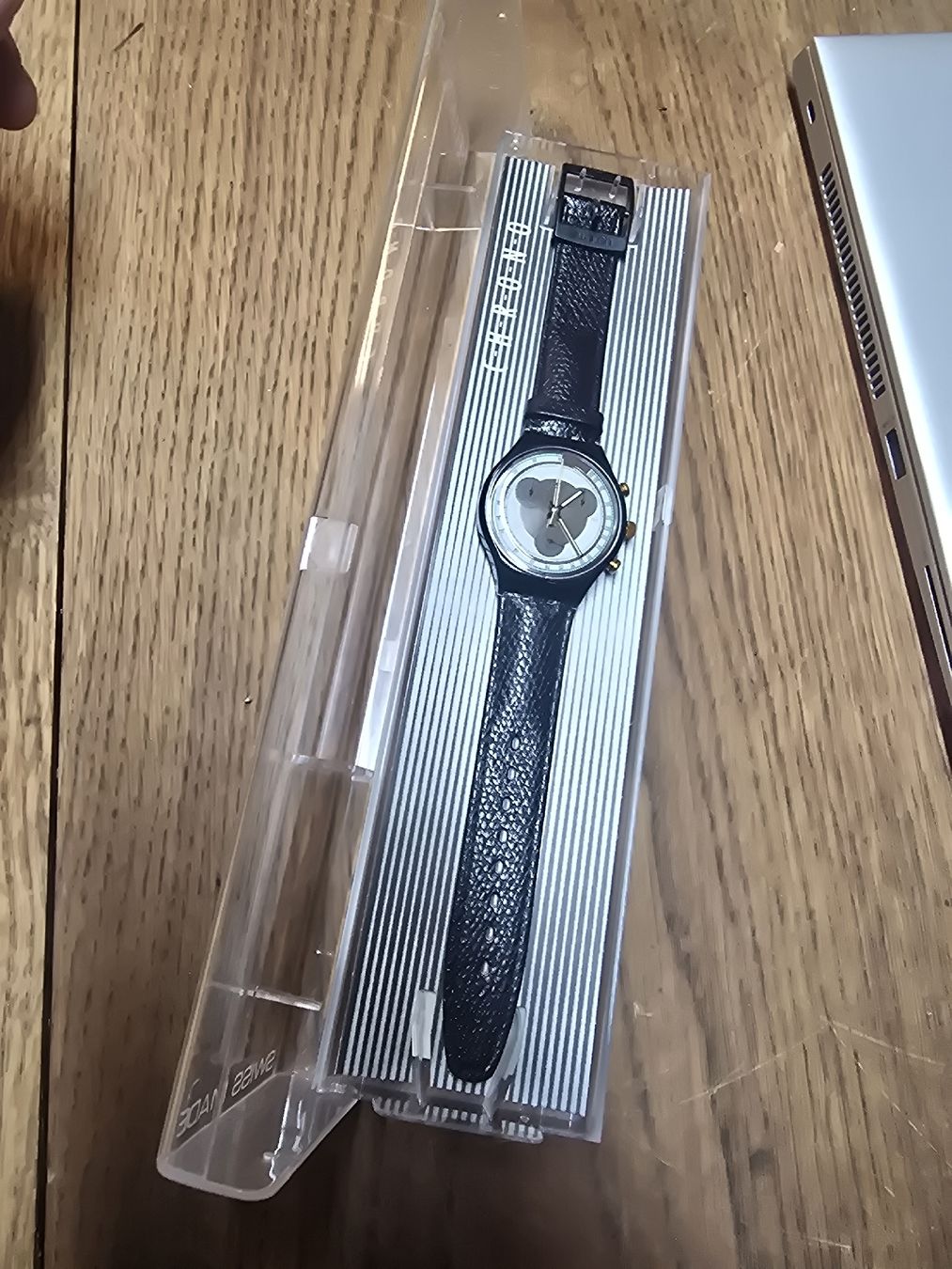 Swatch Orologi: Swatch Chronograph Uhr mit Lederarmband OVP  – Usato da Rorschach venduto da TimelessTrading
