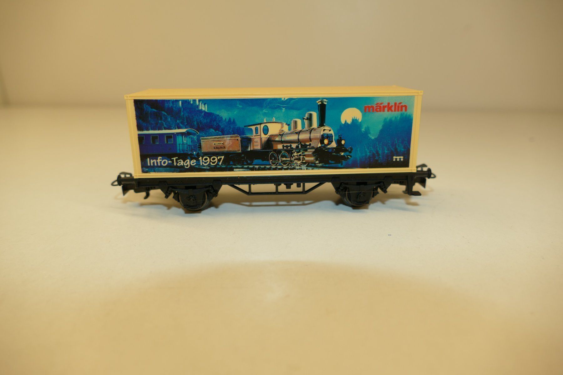 Märklin Modellini di ferrovie: Märklin H0: DB Containerwagen Info-Tage 1997 – Nuovo e nell'imballaggio originale da Niederhasli venduto da rail-duerst 1