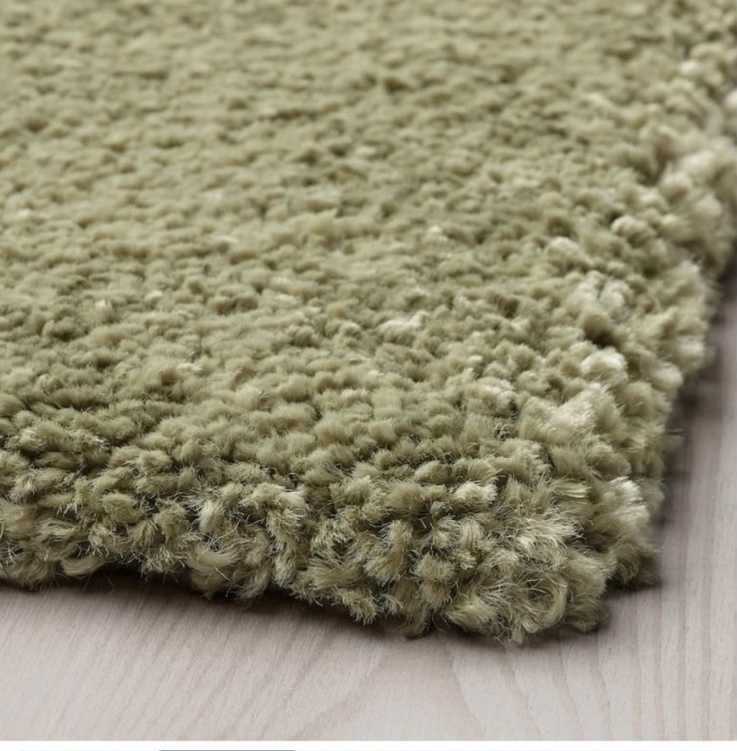 Tappeti: Teppich grün neu Zustand – Nuovo (secondo la descrizione) da Luzern venduto da Kim037