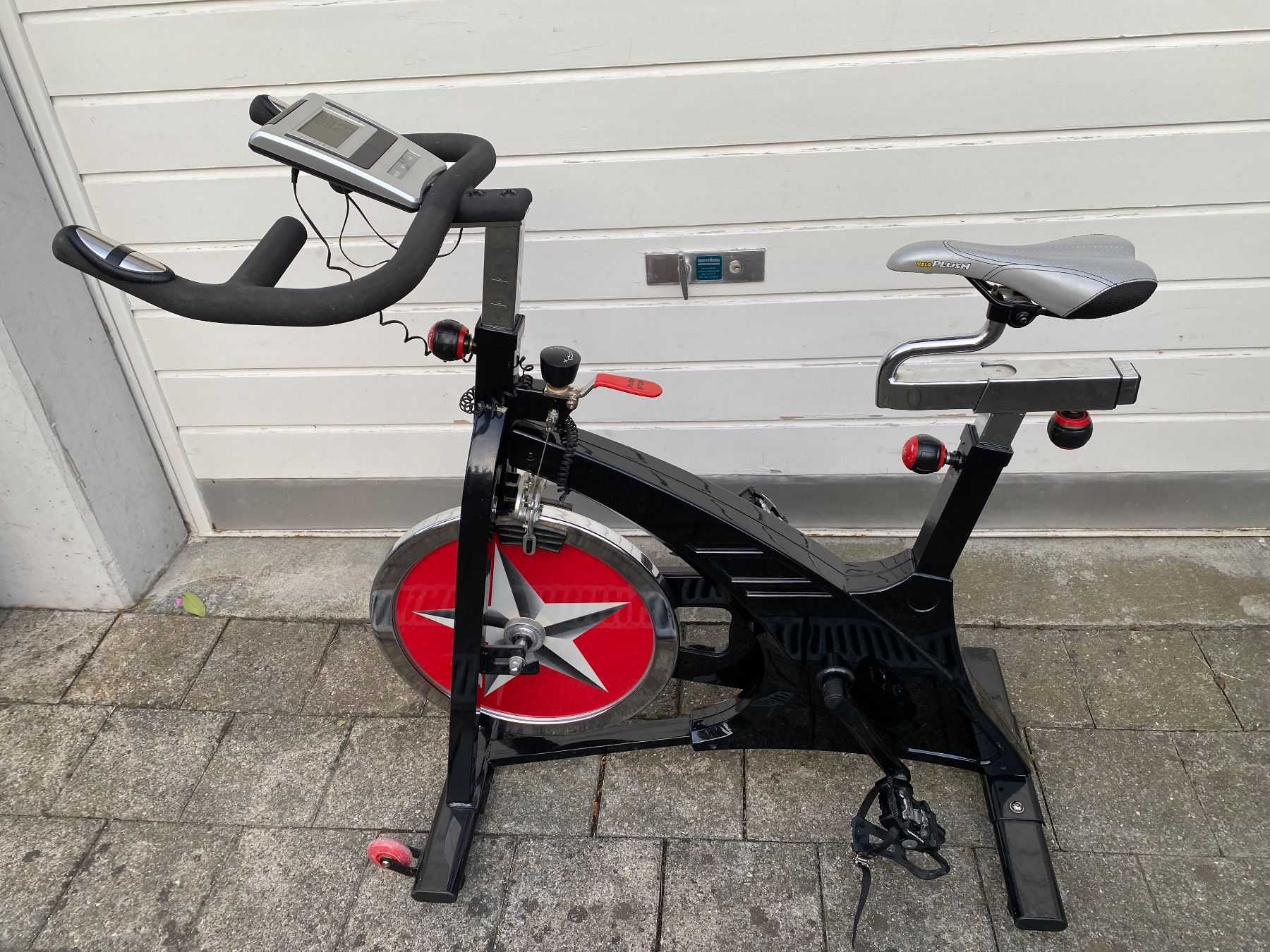 Vélos d'appartement: Heimtrainer – D'occasion à Oberriet SG par shanis