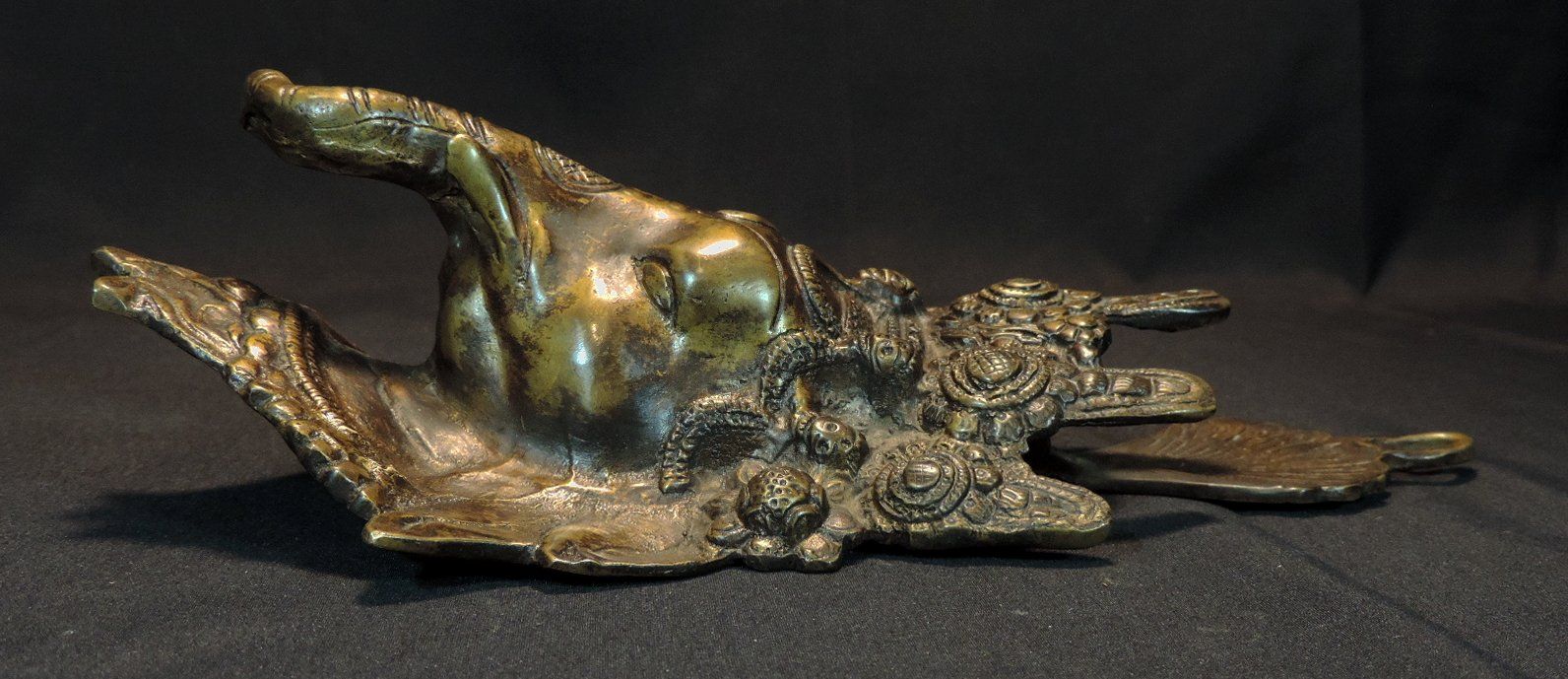 Statuette: Ganesha Maske Wanddekoration Messing – Usato da Duggingen venduto da roterbambus 2