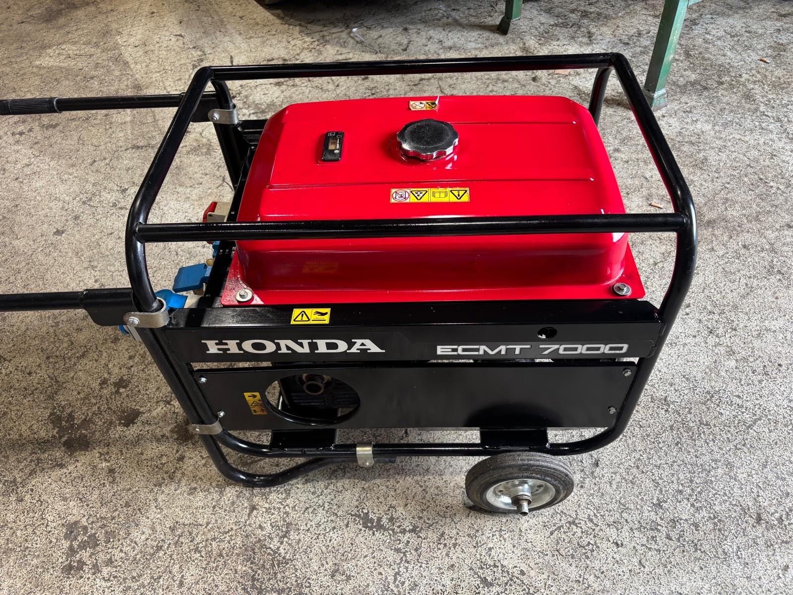 Honda Stromgeneratoren: Stromgenerator Honda ECMT 7000 – Gebraucht aus Grono von laz_nx8q