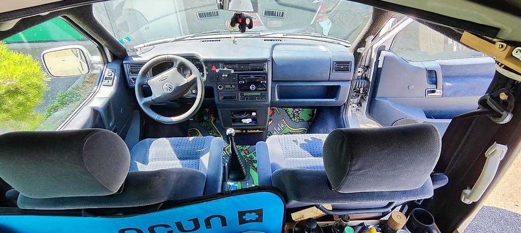 Automobili: VW T4 2.5 TDI Syncro Swiss edition – Usato da Faulensee venduto da Philippe0917 2