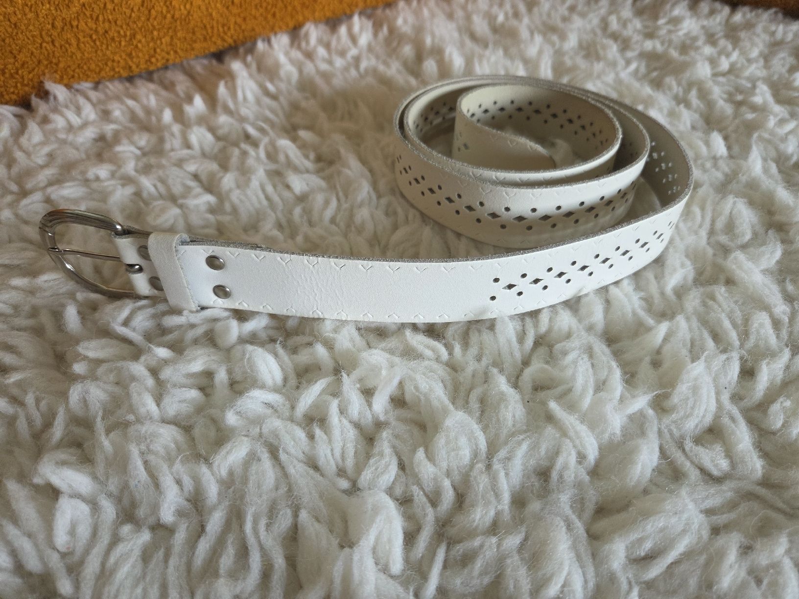 Cinture: Vintage Ledergürtel Weiss/Silber 110 – Usato da Walchwil venduto da Petulas 1
