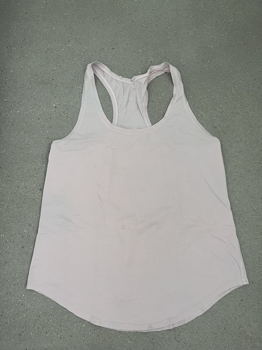 Lululemon Tops: lululemon top rosa – D'occasion à Dottikon par kat_jk9m