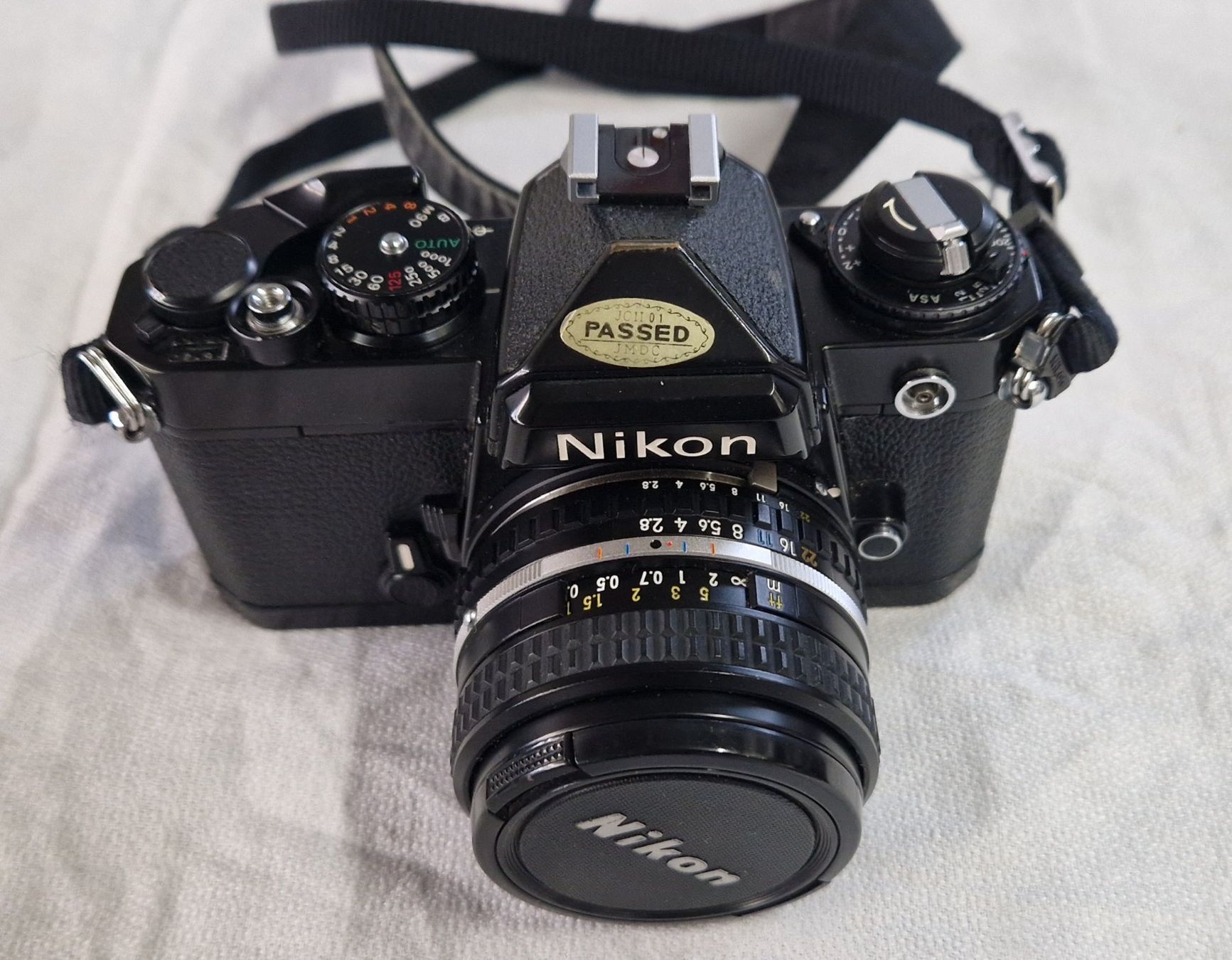 Nikon Fotocamera: NIKON FE GEHÄUSE MIT ZUBEHÖR – Usato da Bilten venduto da Mic2022 6