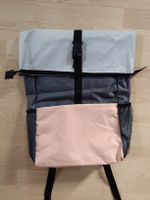 Neuer Rucksack mit Zusatztasche