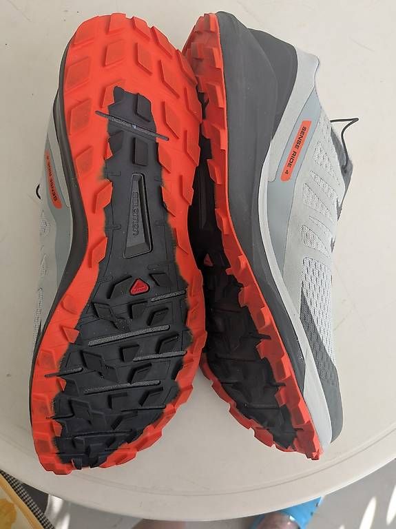 Scarpe da uomo: Salomon Schuhe Gr. 46 – Nuovo e nell'imballaggio originale da Basel venduto da Glyzinia77 1