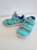 Nike Kinderschuhe türkis, Grösse 22