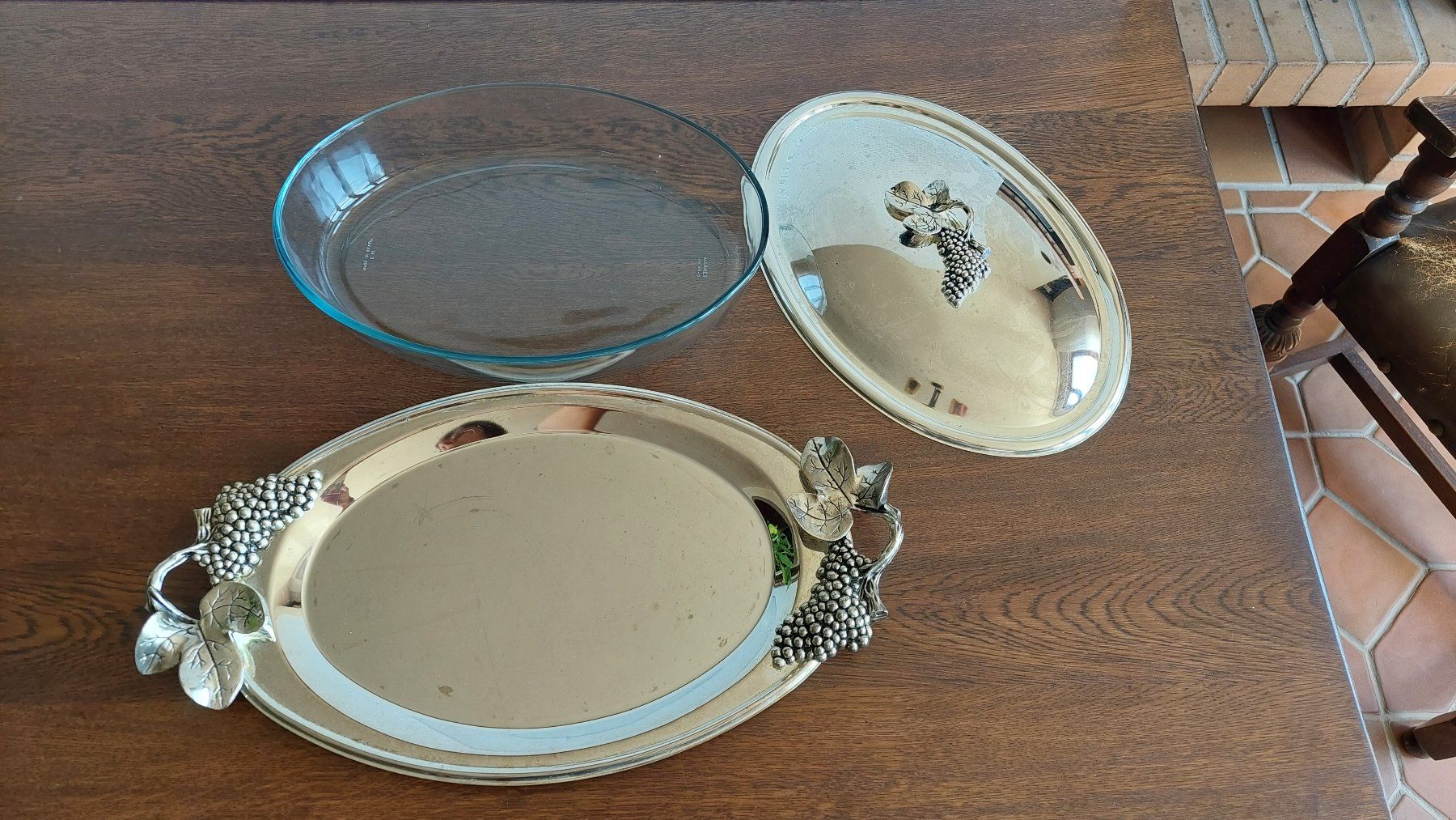 Piatti di portata: Plat à four dans un plat de service avec couvercle – Usato da Grandson venduto da Dobbyl 1