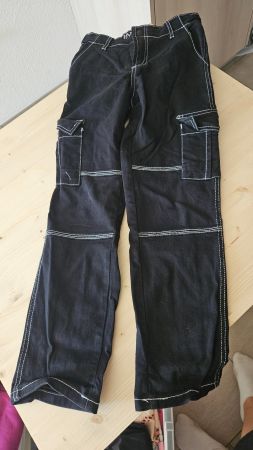 Coole Kinder Cargo-Hose, schwarz, Grösse 140, Top Zustand!