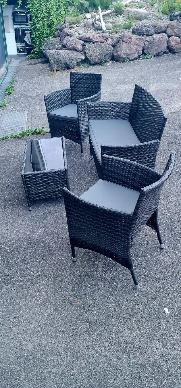 Rattan Lounge grau wenig gebraucht Garten Lounge Sitzgruppe (Gebraucht) in Hombrechtikon für CHF 70 – nur Abholung auf Ricardo kaufen