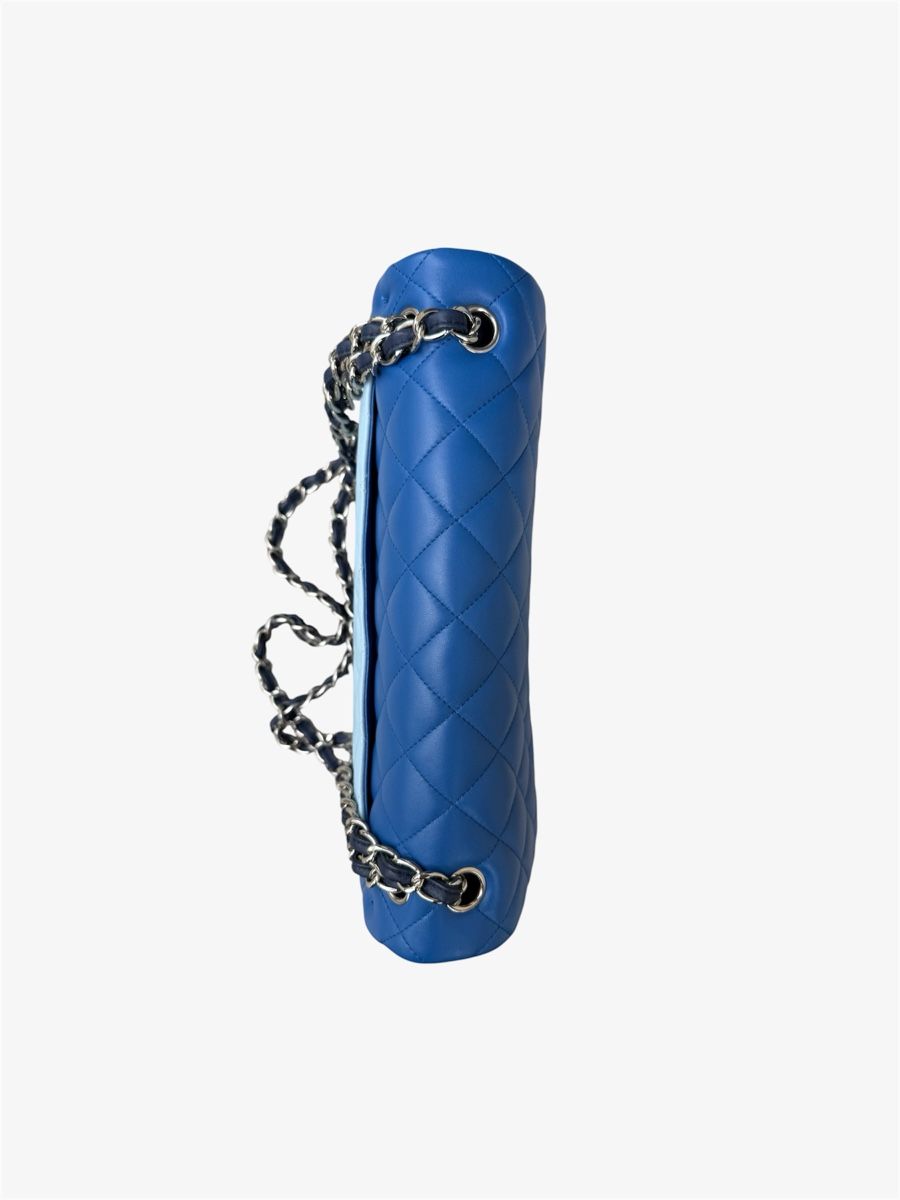 Borse: CHANEL Timeless Classic Flap tricolore bleu  – Usato da Versoix venduto da Monjolitresor 3
