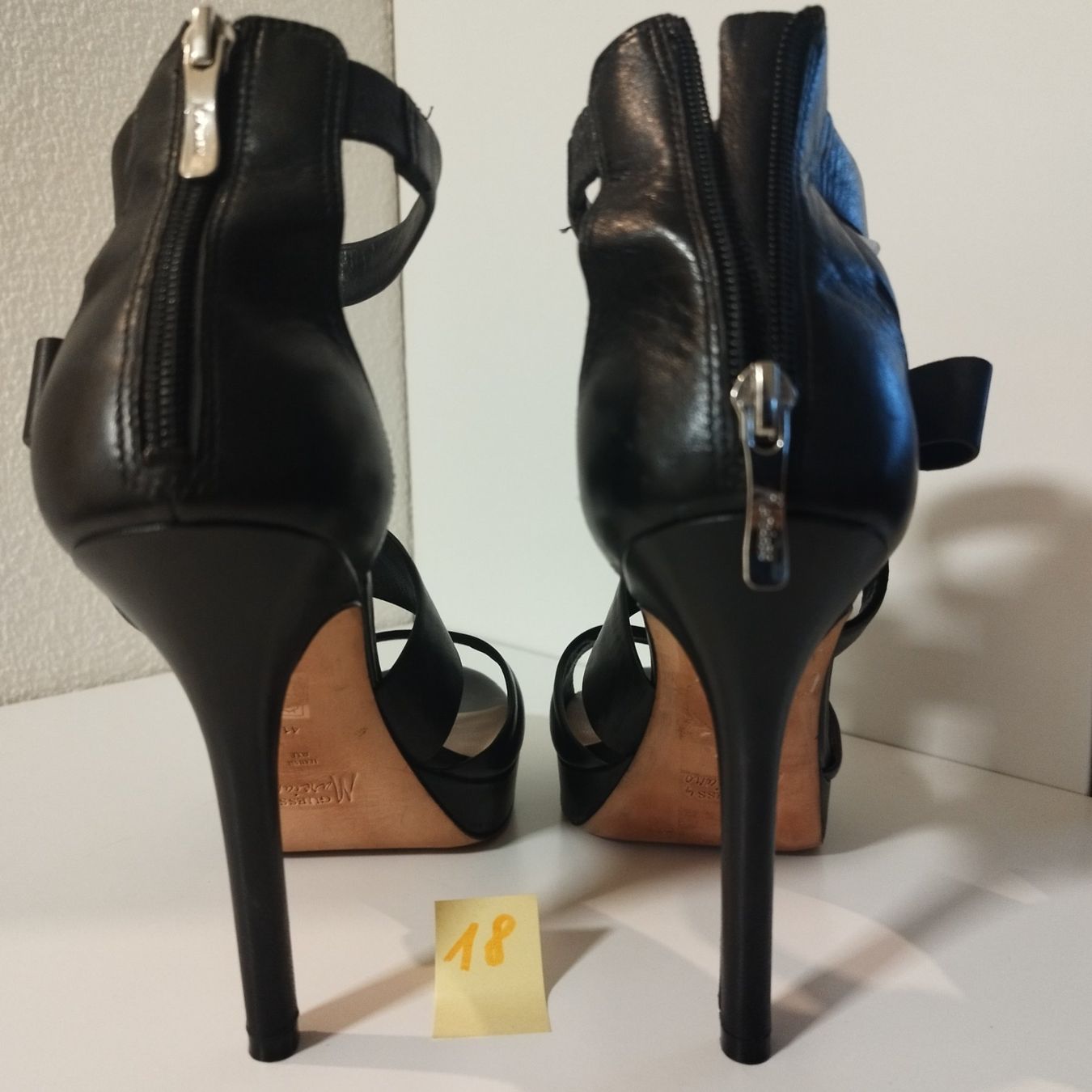 Guess Scarpe da donna: Guess by Marciano 👠 Echtes Leder 👠 Gr.41 – Nuovo (secondo la descrizione) da Weiningen ZH venduto da traudl102 1