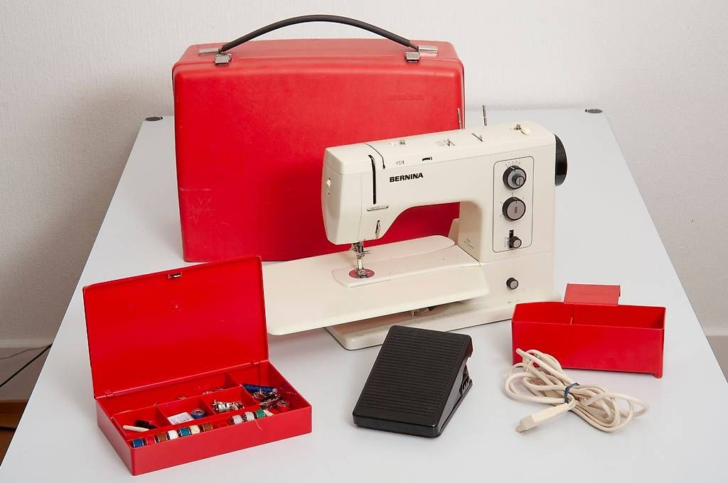 Bernina Macchine da cucire: Bernina 831 – Usato da Lausanne venduto da Phlox02