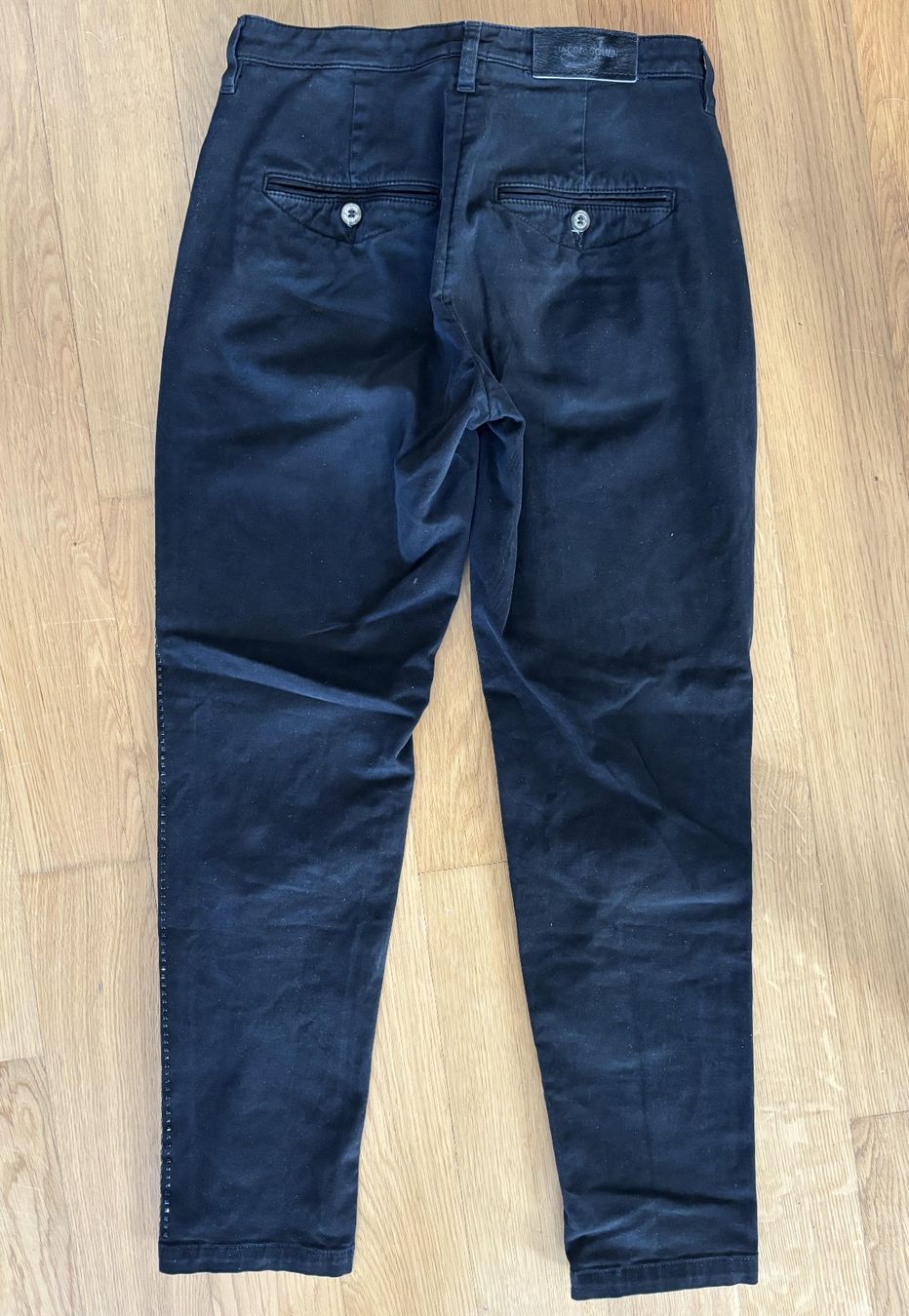 Pantaloni: JACOB COHEN 7/8 Hosen – Usato da Zürich venduto da Qwint_Rellah 1