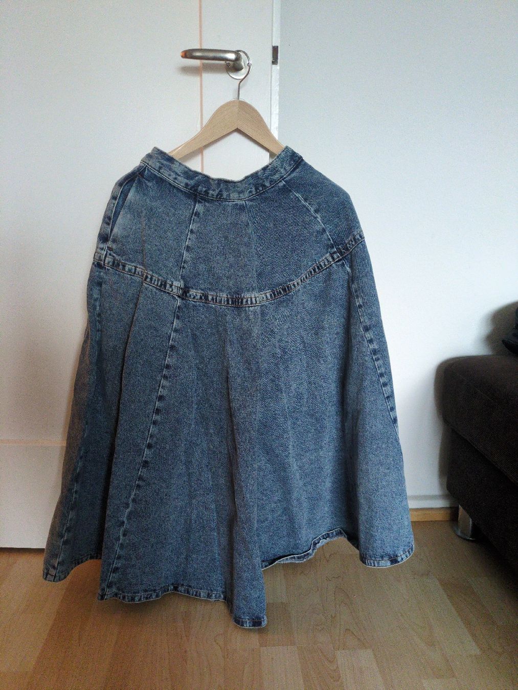 H&M Gonne: H&M maxi Jeansrock, Grösse 36, – Usato da Basel venduto da Flu_mgg5