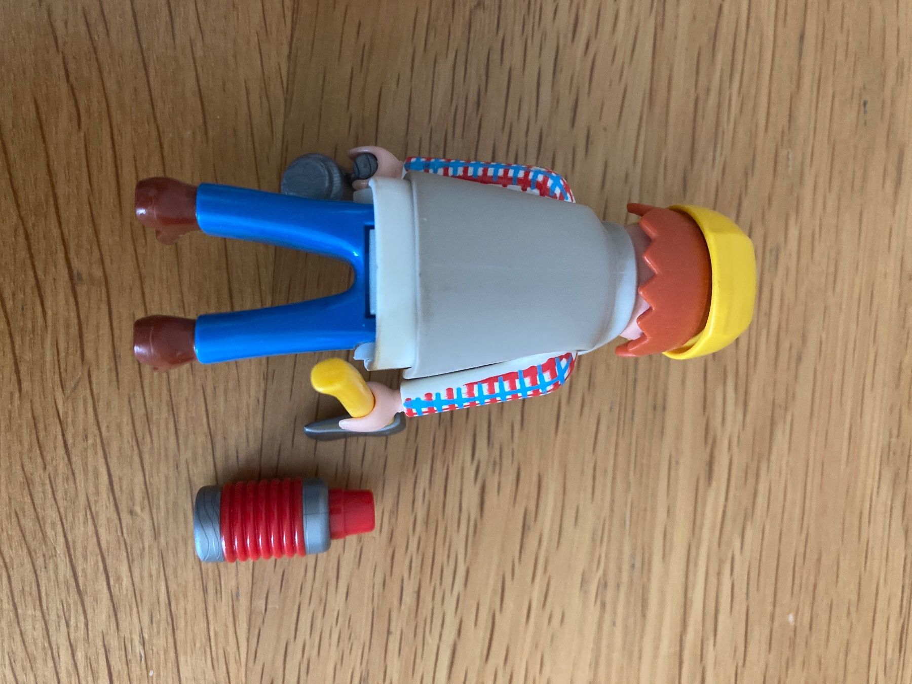 Playmobil Giocattoli: Playmobil Figurine Bûcheron avec hache – Usato da Zürich venduto da sushitwiceaweek 1