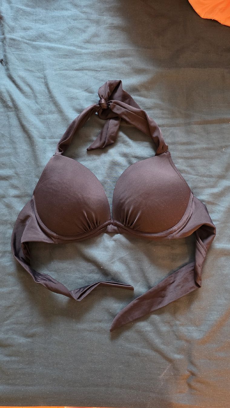 Badekleider & Bikinis: Top bikini nero con lacci, taglia M – Gebraucht aus Basel von Cinzia_B