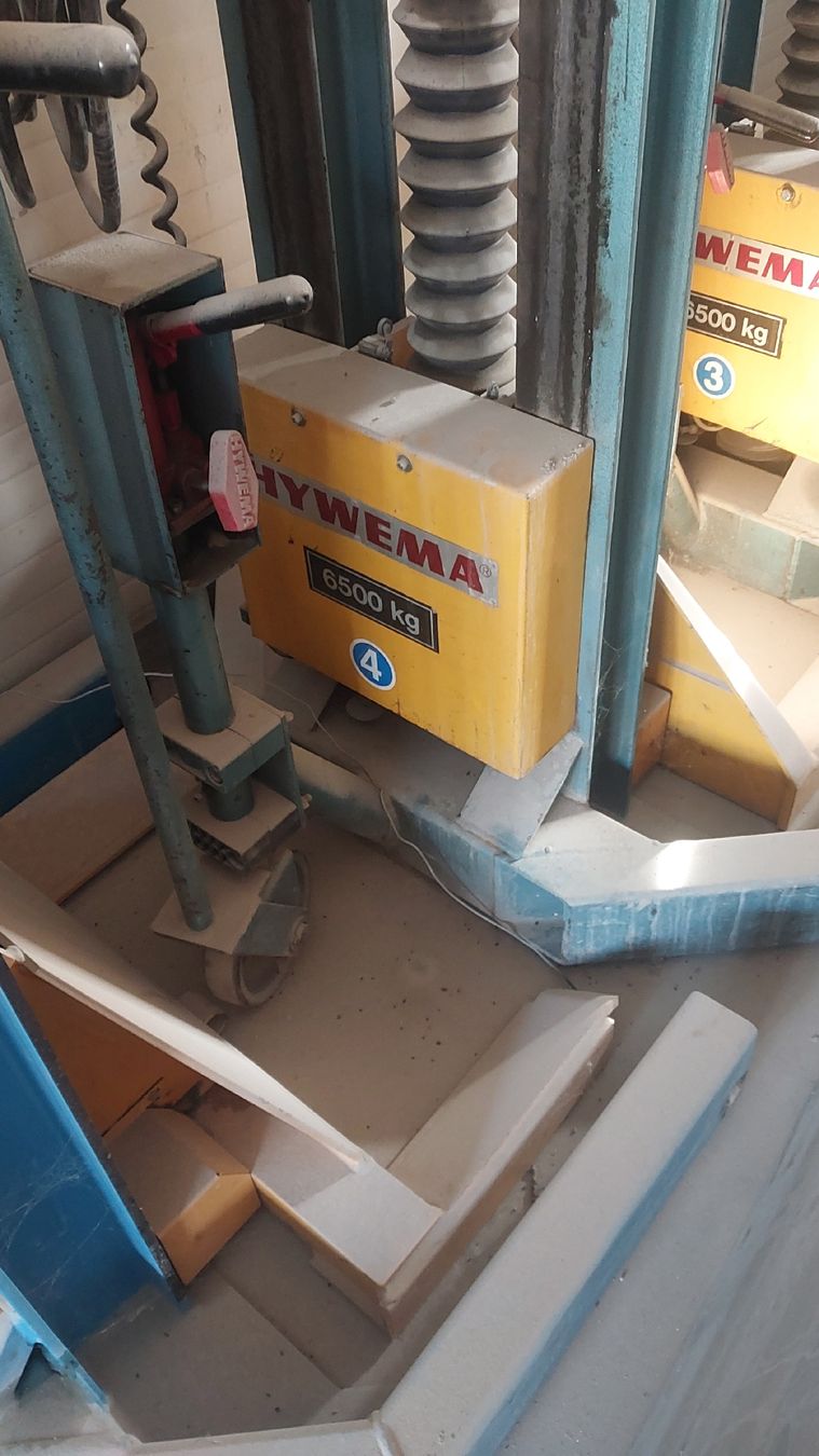 Altri accessori: lift a camion – Usato da Martigny venduto da duchoud.l 1