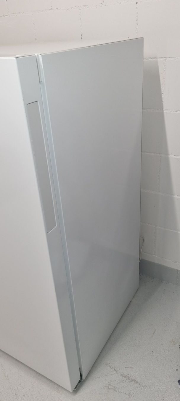 Miele Congelatori: Gefrierschrank Miele FN 22263 ws – Usato da Kaltacker venduto da Andy1969 2