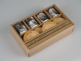 4 Porzellanbecher/Untersetzer aus Bambus